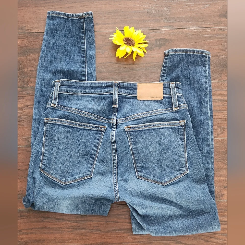 J.CREW CURVY TOOTHPICK JEANS 👖